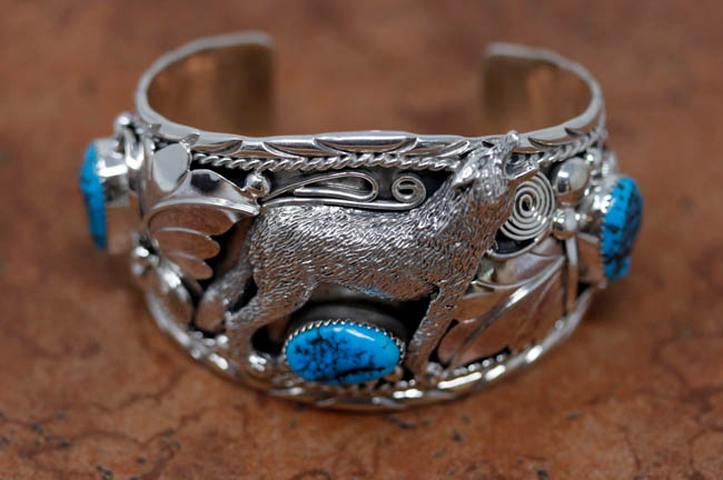 Navajo Silver Turquoise Wolf Bracelet