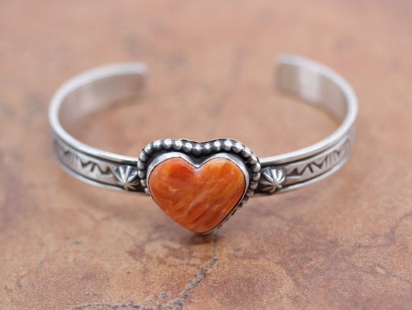 Navajo Silver Spiny Oyster Heart Bracelet