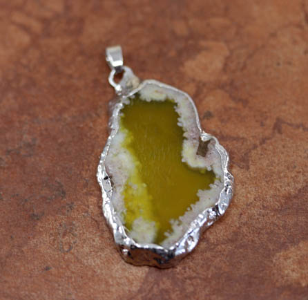 Sliced Agate Foil Edged Pendant