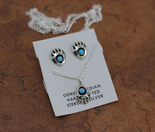 Navajo Turquoise Bear Paw Necklace Earrings Set