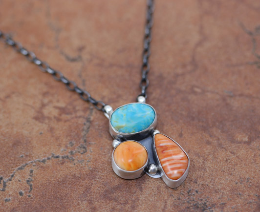 Navajo Silver Spiny Oyster Turquoise Necklace