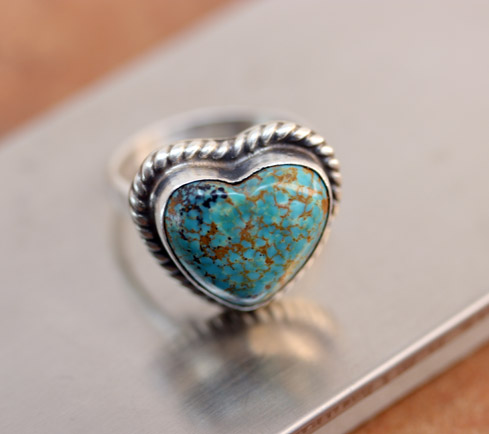 Navajo Silver Turquoise Heart Ring Size 7_9